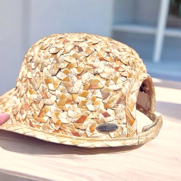 Liz Claiborne VNTG Chic Tan Straw Cap with Perfect brim For Sunny Days. - Picture 7 of 8